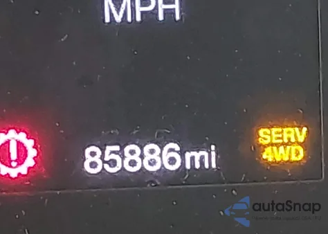 2020 Jeep Compass Latitude 4X4 z USA, uszkodzony, nr VIN 3C4NJDBB1LT160484